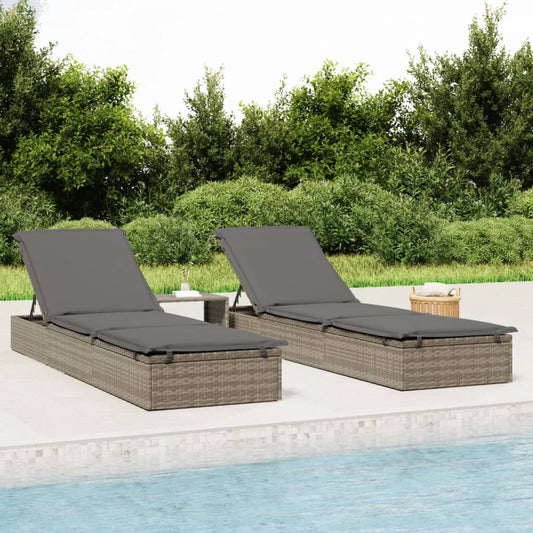 Sonnenliegen 2 Stk. mit Tisch Grau Poly Rattan