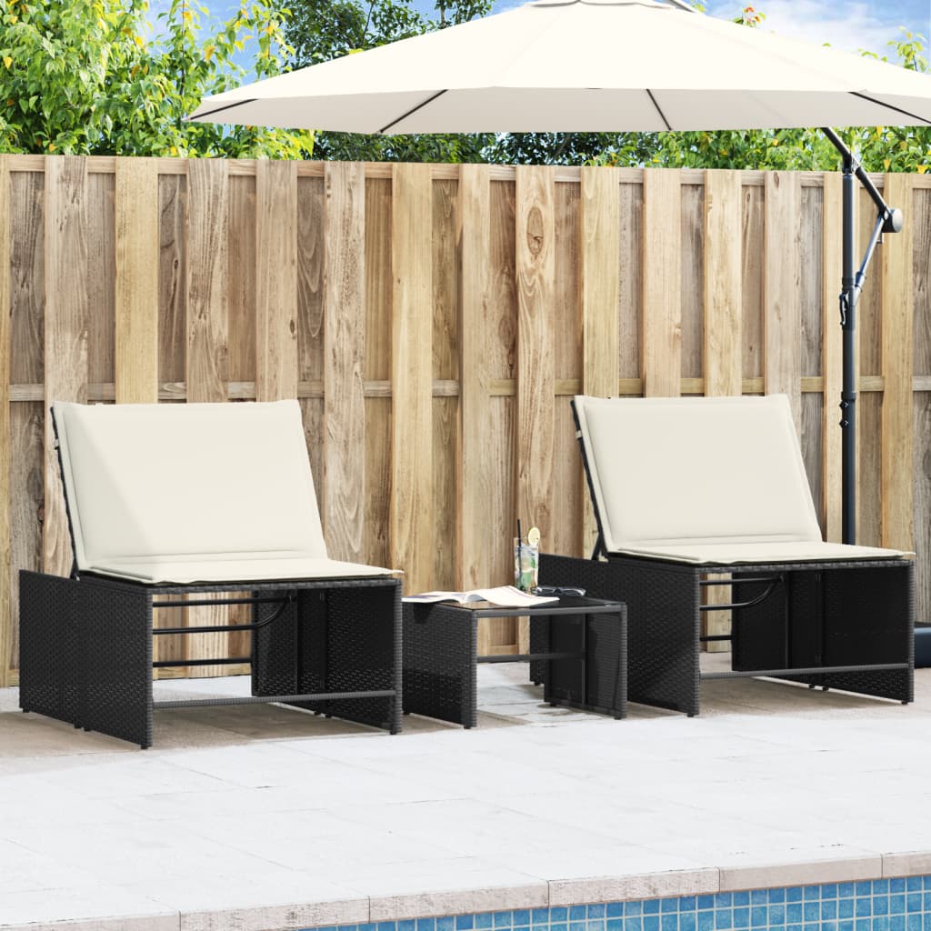 Sonnenliegen 2 Stk. mit Tisch Schwarz Poly Rattan